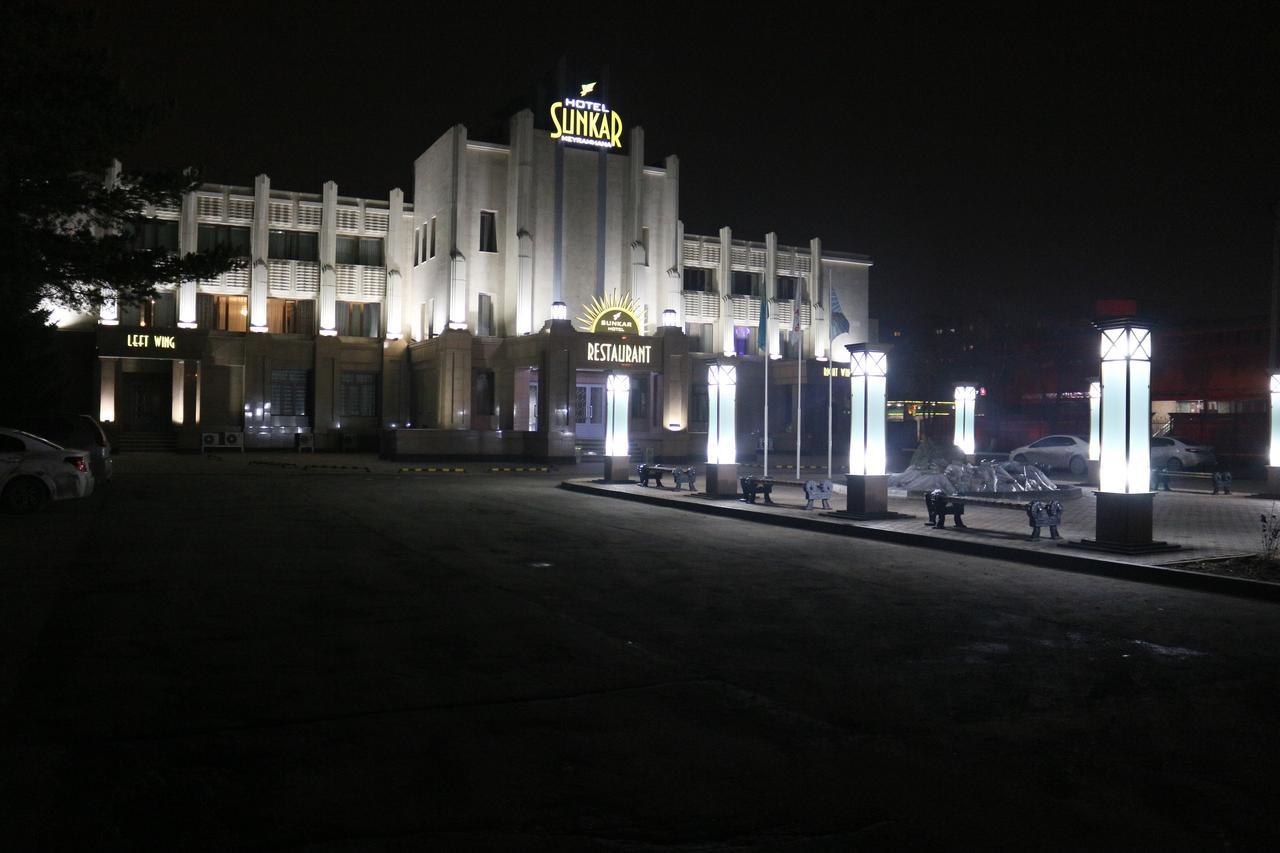 Sunkar Hotel Astana Exterior foto